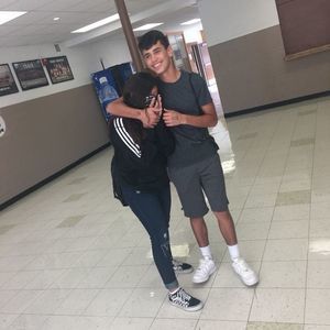 Meet your Posher, Manuel